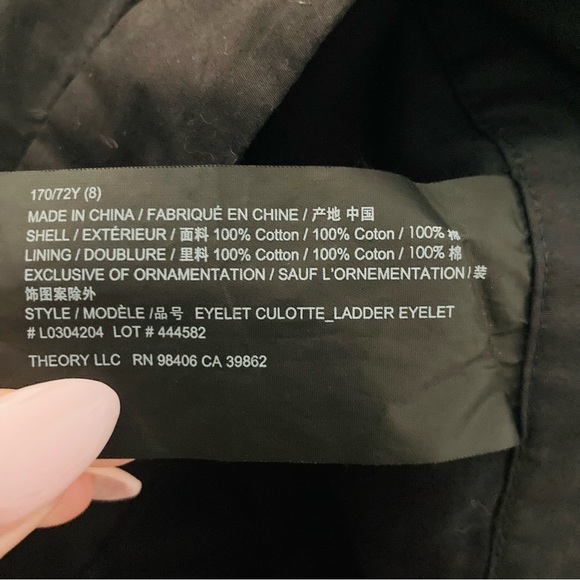 Theory black eyelet culottes with ladder inset. Cropped wide leg. Size 8 - Picture 9 of 10